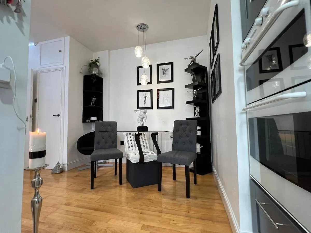 Lovely Apartment In Cork Ireland