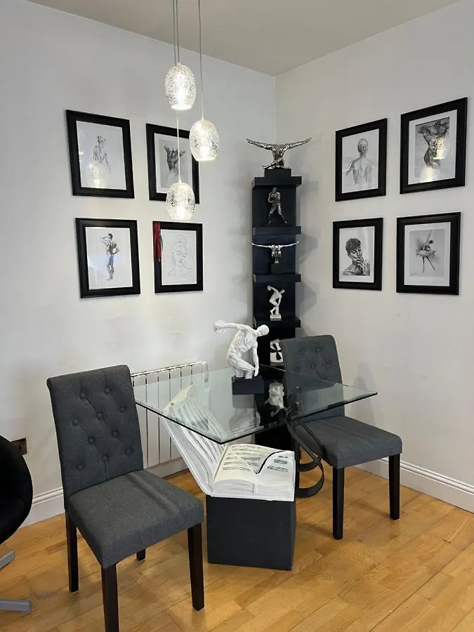 Lovely Apartment In Cork 0*,  Ireland